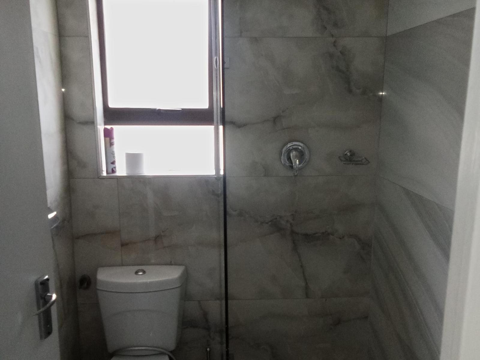 Lifestyle Lodge Hotel Vereeniging Room photo