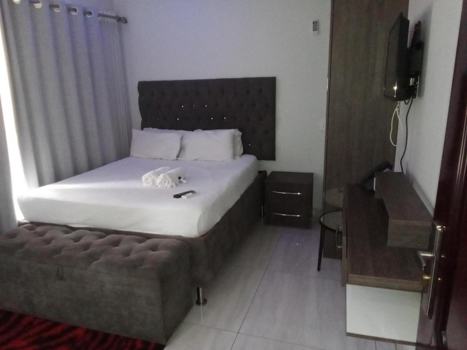 Lifestyle Lodge Hotel Vereeniging Room photo