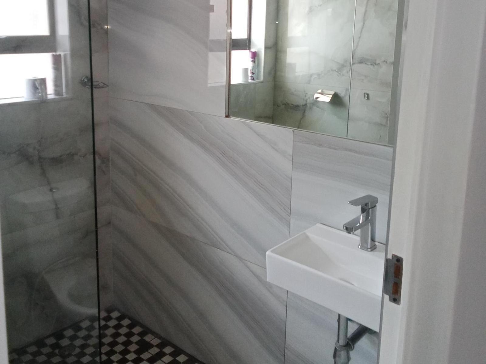 Lifestyle Lodge Hotel Vereeniging Room photo