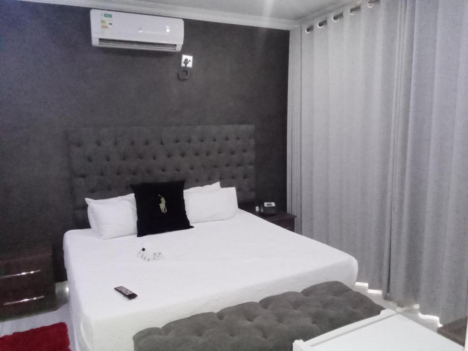 Lifestyle Lodge Hotel Vereeniging Room photo